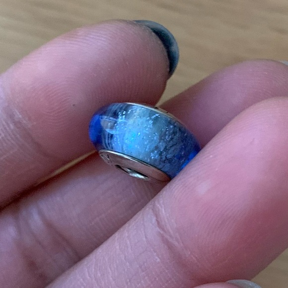 Retired Pandora Cinderella's Signature Blue Murano
Glass Disney Princess Charm - Picture 5 of 10